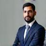 صورة أحمد عبد الله، مدير العمليات، يبدو محترفًا